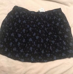 COPY - American Eagle Navy Blue Floral Skirt XL